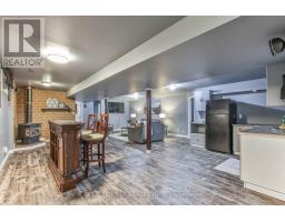 50000 DINGLE STREET - 22