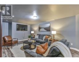 50000 DINGLE STREET - 25