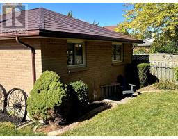 1446 ALDERSBROOK ROAD - 24