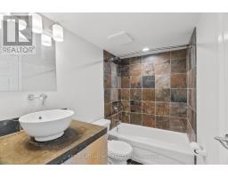 704 - 7 PICTON STREET - 24