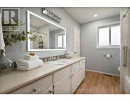 464 THREE VALLEYS CRESCENT - 14