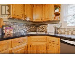 464 THREE VALLEYS CRESCENT - 7