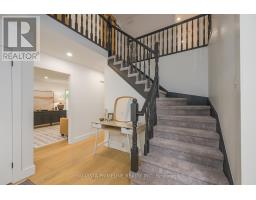 50 MERIDENE CRESCENT E - 19