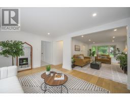 50 MERIDENE CRESCENT E - 25