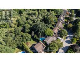 50 MERIDENE CRESCENT E - 5