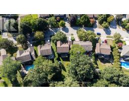 50 MERIDENE CRESCENT E - 7