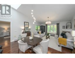 11 - 1337 COMMISSIONERS ROAD W - 16