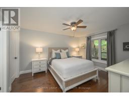 11 - 1337 COMMISSIONERS ROAD W - 23