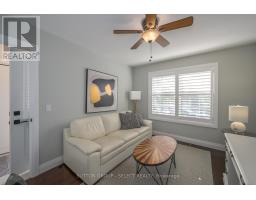 11 - 1337 COMMISSIONERS ROAD W - 27