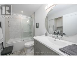 11 - 1337 COMMISSIONERS ROAD W - 28