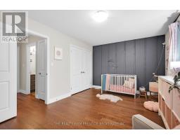 27 WILLIS AVENUE - 22