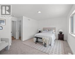 17 - 147 SCOTTS DRIVE - 22