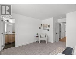 17 - 147 SCOTTS DRIVE - 23