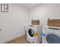 17 - 147 SCOTTS DRIVE - 33