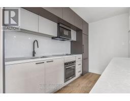 702 - 563 MORNINGTON AVENUE - 4