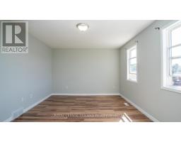 223 SIMPSON CRESCENT - 18