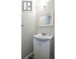 223 SIMPSON CRESCENT - 6