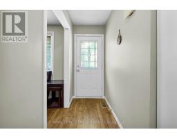 132 ARDSLEY CRESCENT - 3