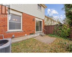414 WILKINS STREET - 34