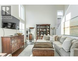 150 QUEEN STREET - 22