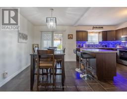 34 CONFEDERATION DRIVE - 10