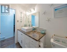 34 CONFEDERATION DRIVE - 20