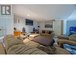 34 CONFEDERATION DRIVE - 24