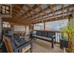 34 CONFEDERATION DRIVE - 30