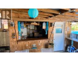 34 CONFEDERATION DRIVE - 32