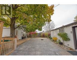 34 CONFEDERATION DRIVE - 37