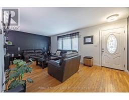 34 CONFEDERATION DRIVE - 8