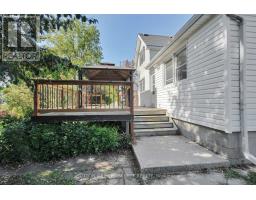 2617 QUEENS STREET - 33