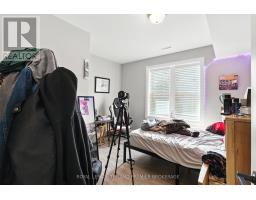 636 QUEENS AVENUE - 20