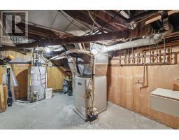 30 VICTORIA STREET N - 37