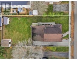 30 VICTORIA STREET N - 4