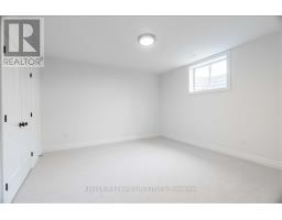 126 FRASER CRESCENT - 40