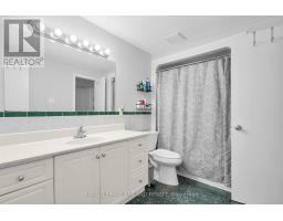 68 FOUR OAKS CRESCENT - 20