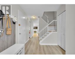 68 FOUR OAKS CRESCENT - 4