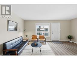 25 - 166 SOUTHDALE ROAD W - 13