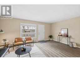 25 - 166 SOUTHDALE ROAD W - 14