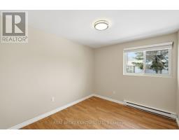 25 - 166 SOUTHDALE ROAD W - 29