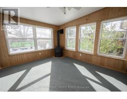 110 LAURENTIAN DRIVE N - 14