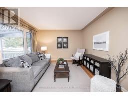 110 LAURENTIAN DRIVE N - 4