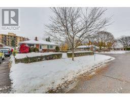 147 SUSAN AVENUE - 3