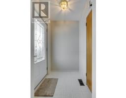 147 SUSAN AVENUE - 5