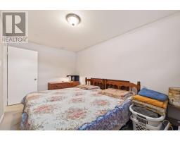 58 SCOTCHMERE CRESCENT - 29