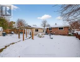 58 SCOTCHMERE CRESCENT - 39