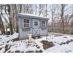 36 THORMAN TERRACE - 40