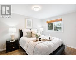 5 SASHA CRESCENT - 10