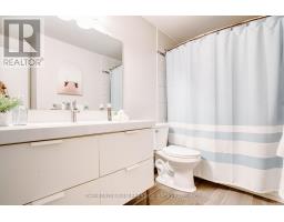 5 SASHA CRESCENT - 6